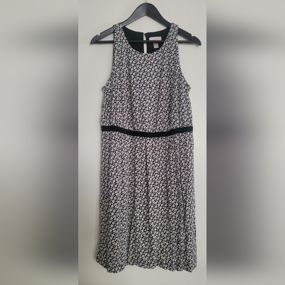 LOFT dress black and white floral size L